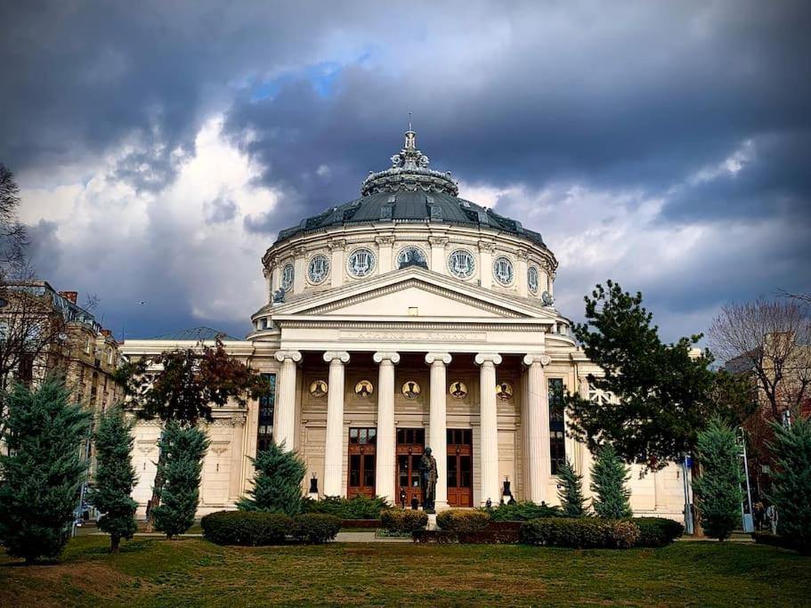 Ultracentral Lovely Place -Your Home Away From Home Bucarest Exterior foto